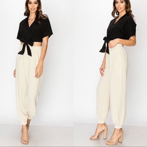 Pleated joggers in sand - Picture 1 of 5